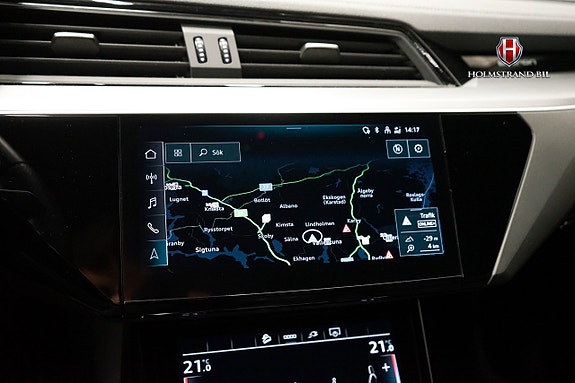 Audi Q8 e-tron 21 of 25