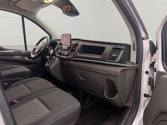 Ford Transit Custom 26 of 30