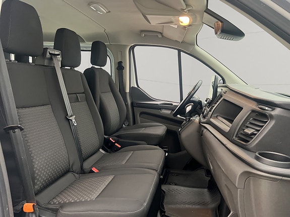 Ford Transit Custom 25 of 30