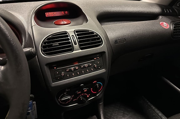 Peugeot 206 9 of 14