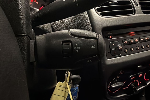 Peugeot 206 11 of 14