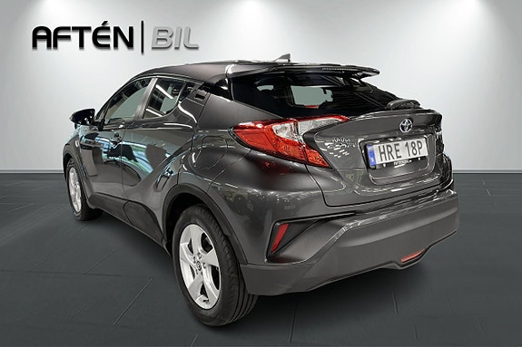 Toyota C-HR 8 of 27
