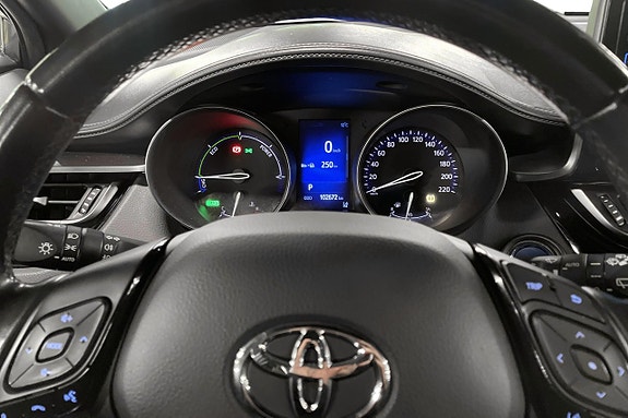 Toyota C-HR 24 of 27