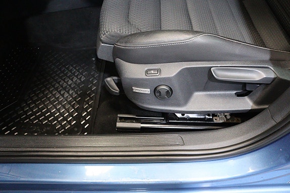 Volkswagen Golf I 17 of 21