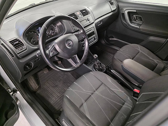 Skoda Fabia 1.2 TSI Man *2014* Atraktor 5 of 6