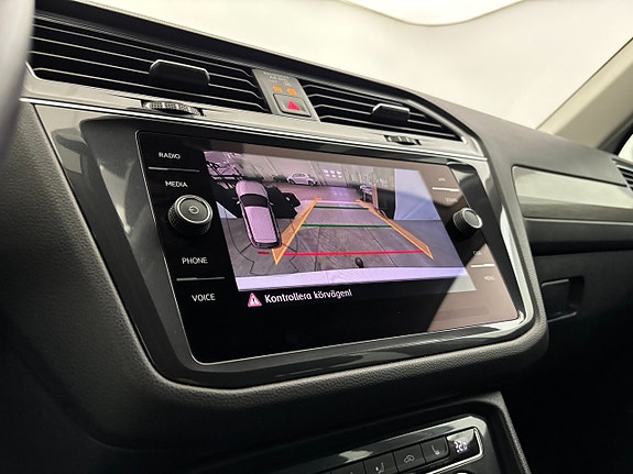 Volkswagen Tiguan Allspace 20 of 26