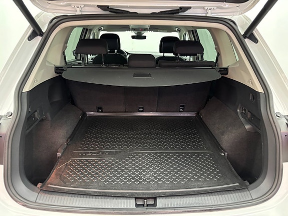 Volkswagen Tiguan Allspace 11 of 26