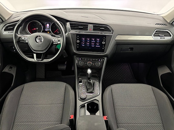 Volkswagen Tiguan Allspace 17 of 26