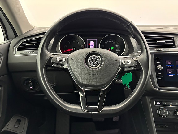 Volkswagen Tiguan Allspace 19 of 26