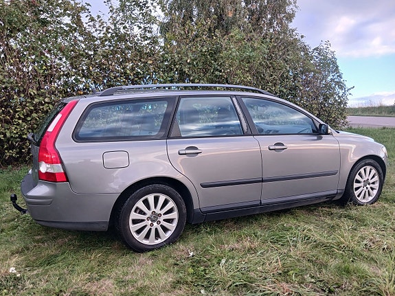 Volvo V50 4 of 12