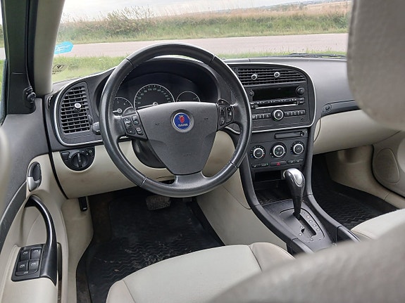 Saab 9-3 8 of 11