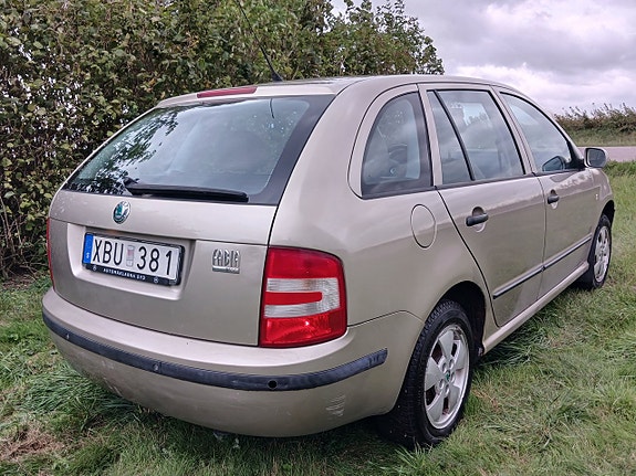 Skoda Fabia 9 of 14