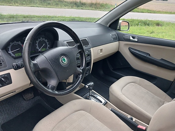 Skoda Fabia 11 of 14