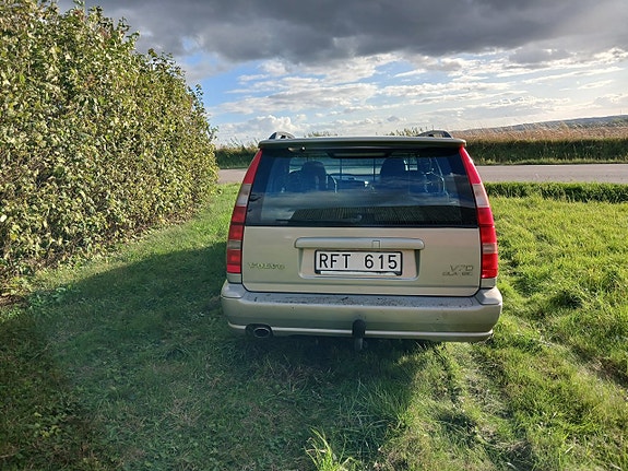 Volvo V70 5 of 14