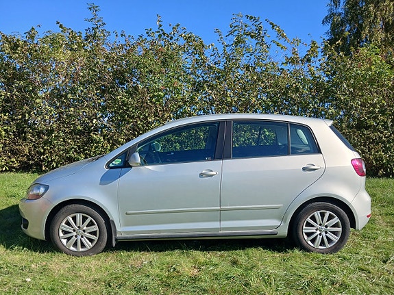 Volkswagen Golf Plus 2 of 13