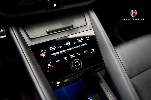 Porsche Macan 4S 30 of 30