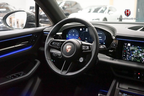 Porsche Macan 4S 17 of 30