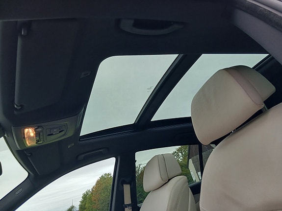 BMW 520d 12 of 16