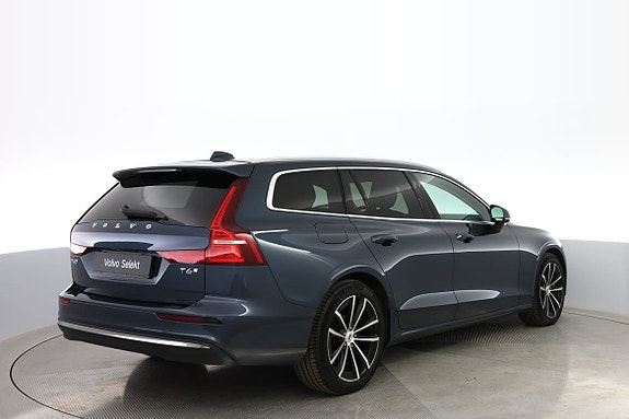 Volvo V60 4 of 16