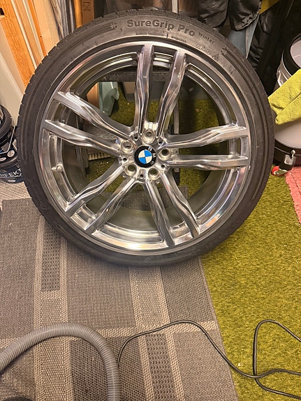 BMW X5 16 of 16