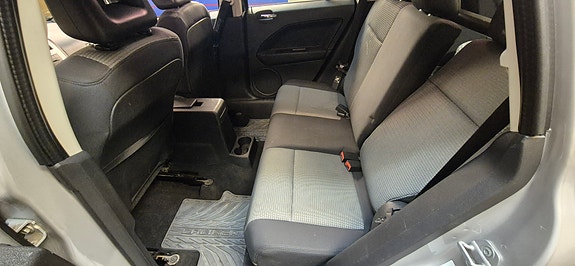 Dodge Caliber 6 of 12