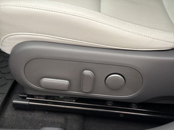 Hyundai Kona 13 of 30