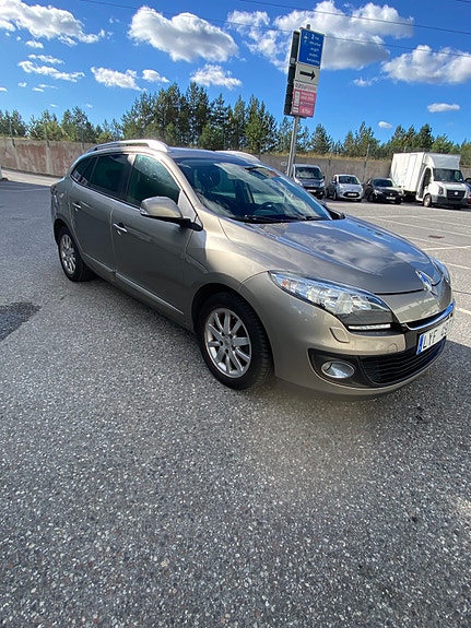 Renault Megane III 7 of 14