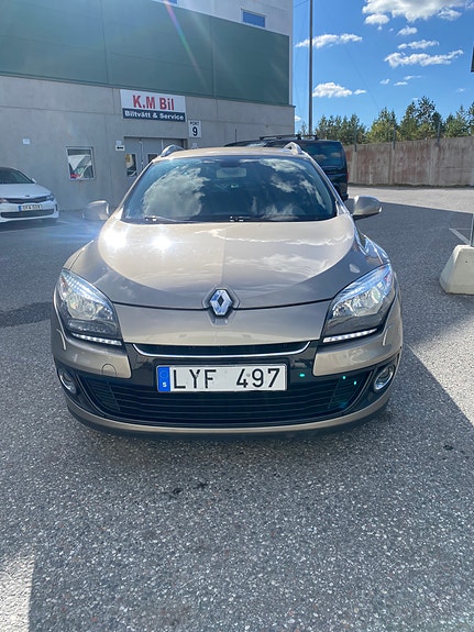 Renault Megane III 2 of 14