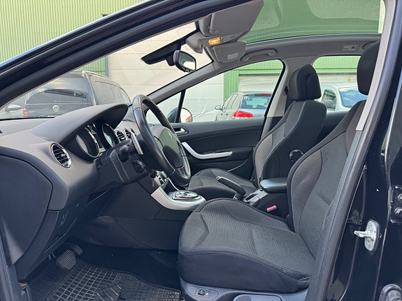 Peugeot 308 10 of 16