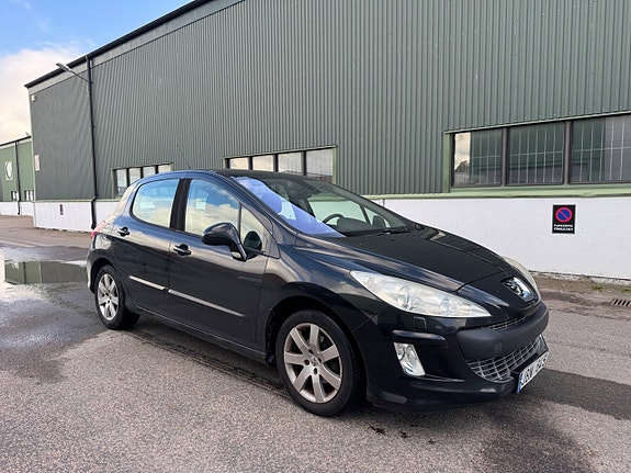 Peugeot 308 3 of 16