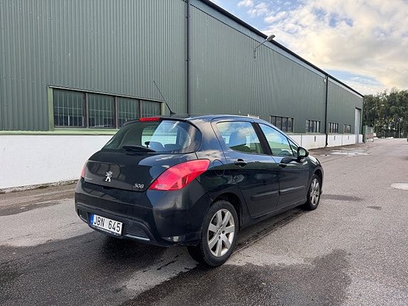 Peugeot 308 5 of 16