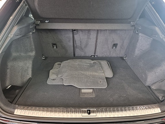 Audi Q3 19 of 20