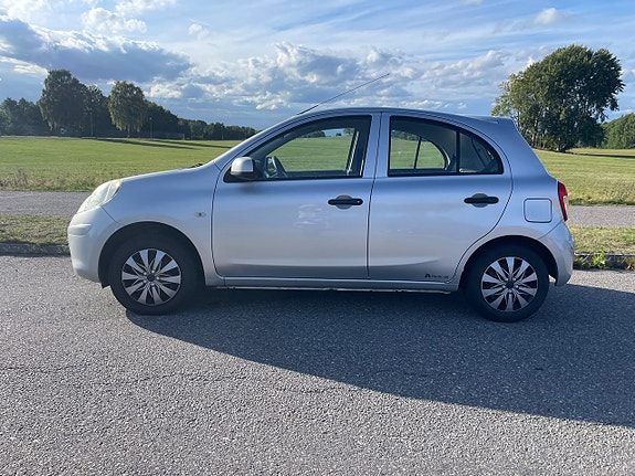 Nissan Micra 3 of 14