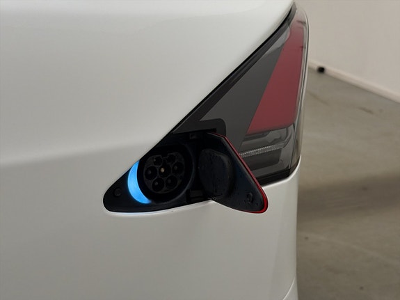 Tesla Model X 30 of 30