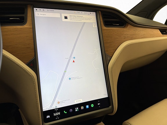 Tesla Model X 24 of 30