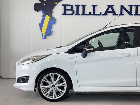 Ford Fiesta 9 of 26