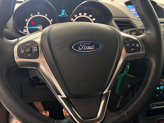 Ford Fiesta 25 of 26