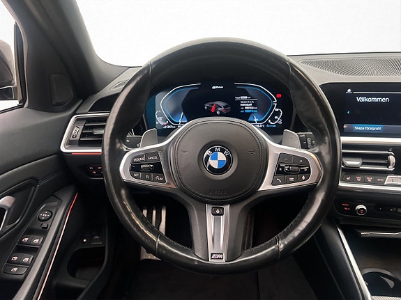 BMW 330e 14 of 30