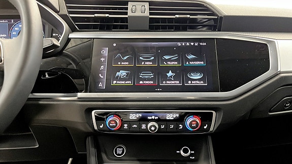 Audi Q3 9 of 15