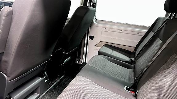 Volkswagen Transporter 10 of 11