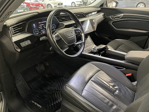Audi e-tron 15 of 27