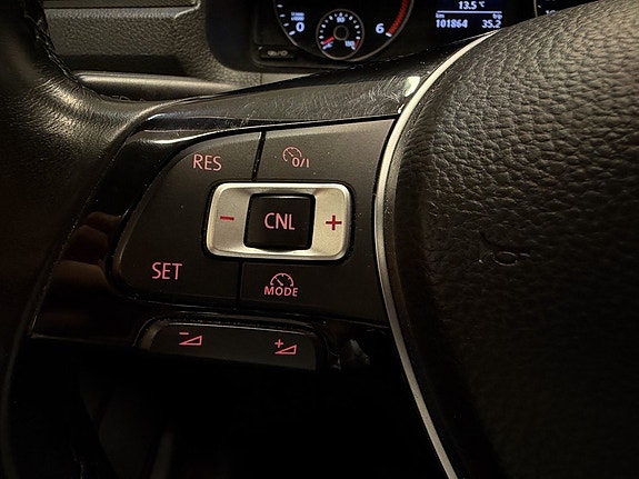 Volkswagen Caddy 23 of 25