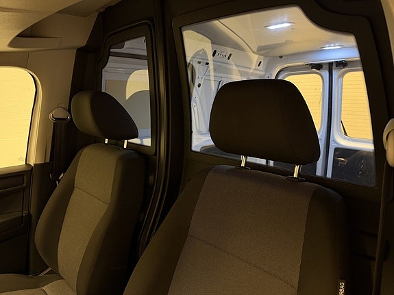 Volkswagen Caddy 10 of 25