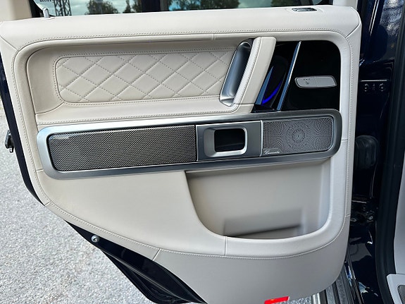 Mercedes-Benz G63 21 of 30
