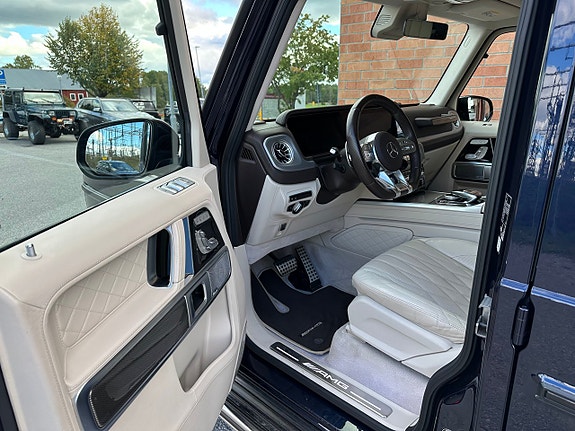 Mercedes-Benz G63 11 of 30