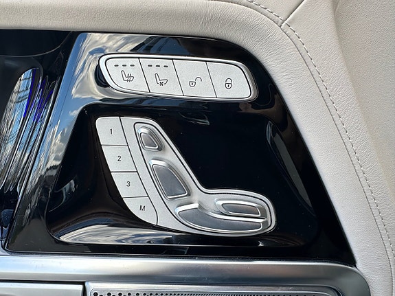 Mercedes-Benz G63 19 of 30