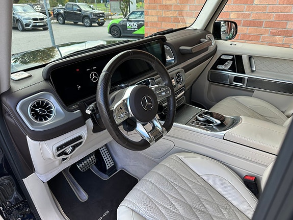 Mercedes-Benz G63 8 of 30