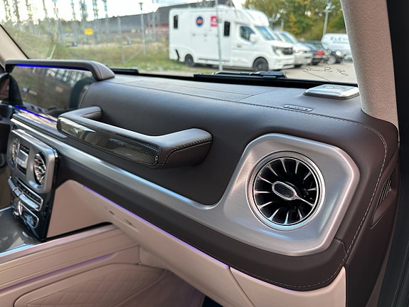 Mercedes-Benz G63 13 of 30