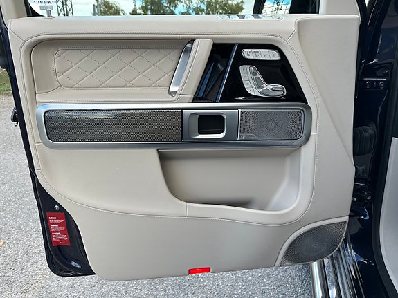 Mercedes-Benz G63 28 of 30