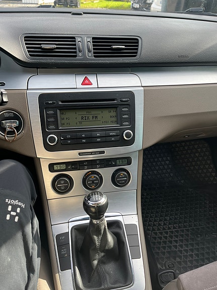 Volkswagen Passat 4 of 4